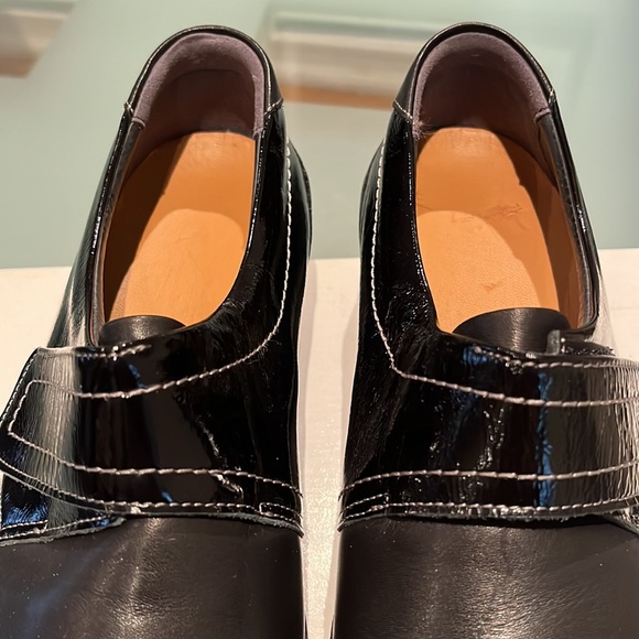 Black matte/shiny flats on velcro - Picture 7 of 8